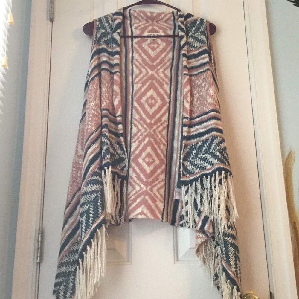 Knit Sleeveless Cardigan